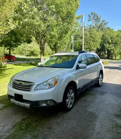 Well-maintained and dependable, this car has been a solid all-season vehicle for me over the years....