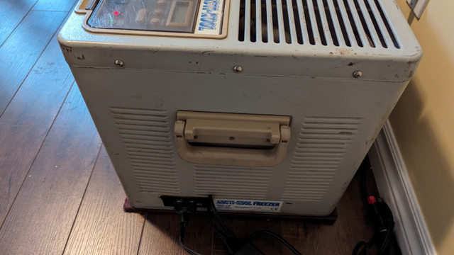 Réfrigérateur congélateur 12 DC et AC dans Autre  à Lévis - Image 3