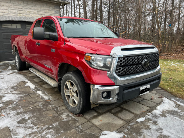 2018 Toyota Tundra SR5 4X4 extended cab long box in Cars & Trucks in Mississauga / Peel Region - Image 4