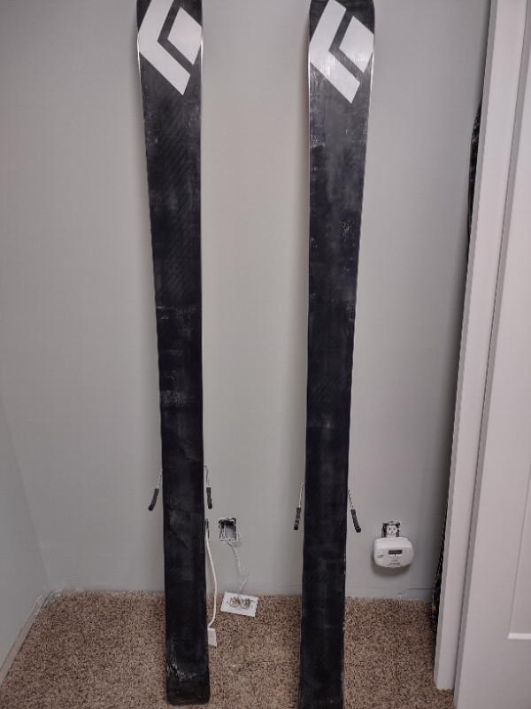 Black Diamond Verdict Back Country Skis 180cm in Ski in Calgary - Image 3