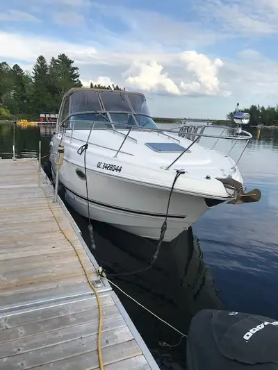 Chaparral 290 2006 moteur volvo 4.3 avec pied duoprop volvo 750 heures, toile avec moustiquaire de 1...