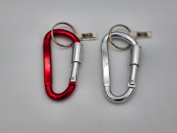 Olympia carabiners red or silver brand new / mousquetons neuf