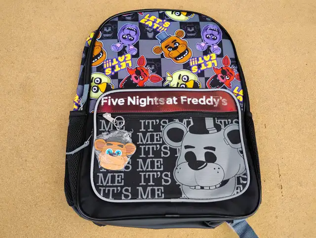 Sac à dos & porte-clés Five Nights At Freddy's FNAF Backpack