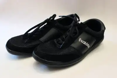 Bushido Martial Arts Shoes {Men’s 8, Like New}, View more