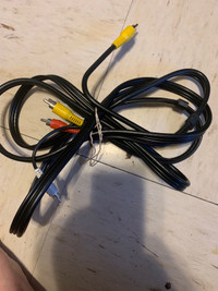 Audio Video cable  red yellow white