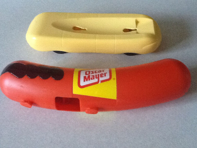 OSCAR MAYER WIENERMOBILE BANK in Arts & Collectibles in London - Image 3