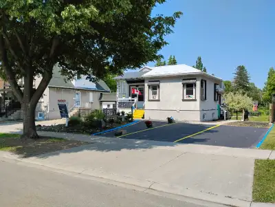 I am delighted to present this charming property, a true gem nestled in a prime location! This cozy...