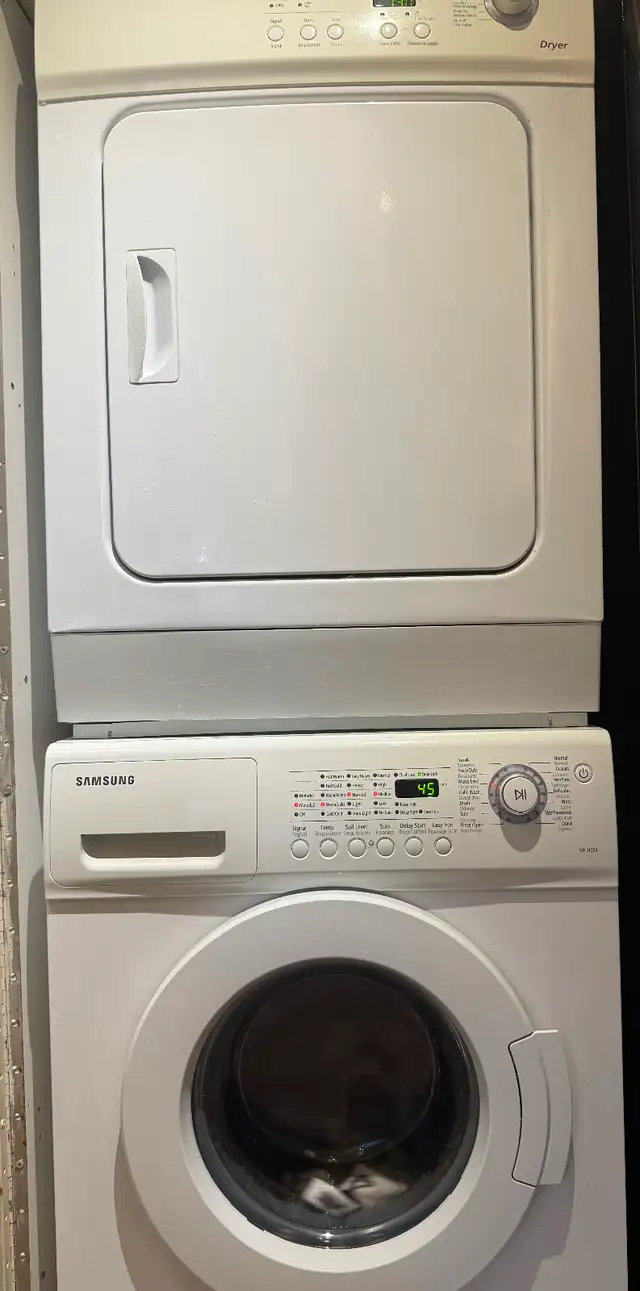 Samsung 24" Stackable Washer & Dryer Set - Excellent Condition in Washers & Dryers in City of Toronto - Image 7