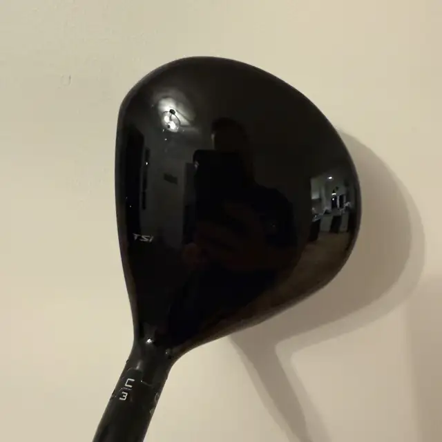 Titleist TSi2 5 Wood Senior RH in Golf in Guelph - Image 4