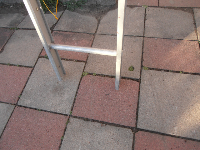 Ladder aluminium 28 feet ( je peux livrer extra$)/ echelle 28 pi dans Autre  à Laval/Rive Nord - Image 2