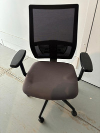 Haworth United Chair-Excellent Condition Call Us Now!!!