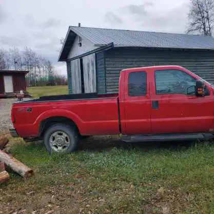 2012 Ford f250 xlt  in Cars & Trucks in Fort St. John - Image 3