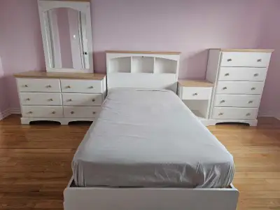 Ensemble de chambre à coucher pour enfant avec bureau travail, View more