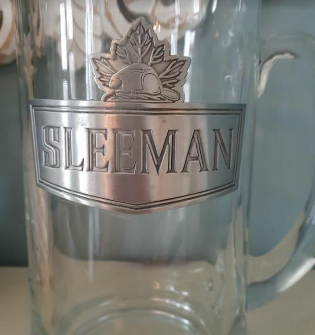 Vintage oversize Sleeman glass beer mug stein with pewter plaque in Other in Markham / York Region - Image 2