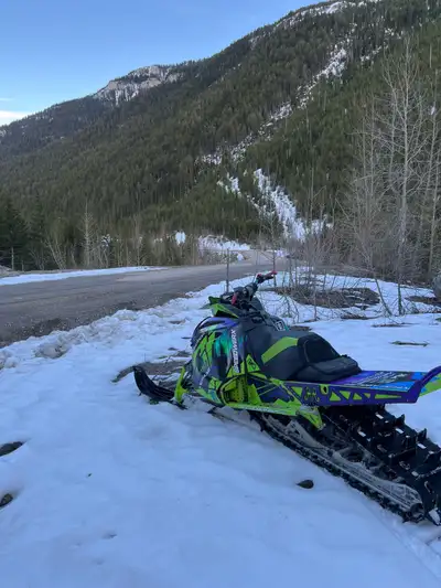 Looking to trade for a jeep/tracker or quad. 2018 arctic cat mountain cat 800 ctec2. 154 3inch track...