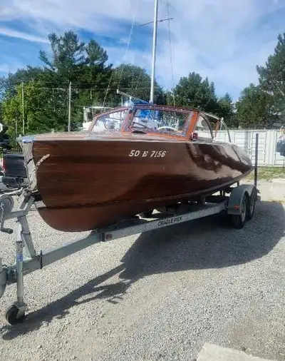 Calling all antique boaters... Complete restoration top to bottom. This beautiful 1956 Grew Jolly Gi...
