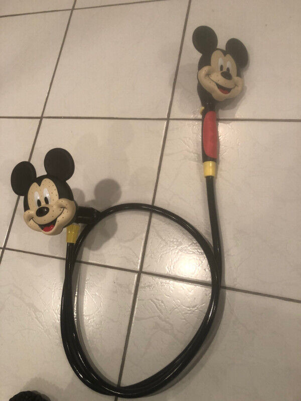 MICKEY MOUSE - SHOWER HEAD & HAND WAND in Bathing & Changing in Markham / York Region - Image 3