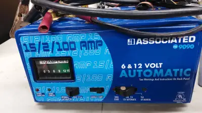 Chargeur de batterie et démarreur Associated Equipment Modèle 90, View more