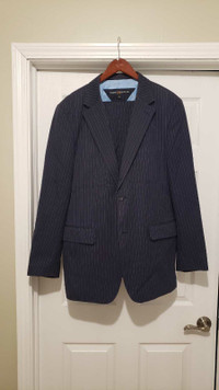 Mens Suit Blue Pinstripe Size 44