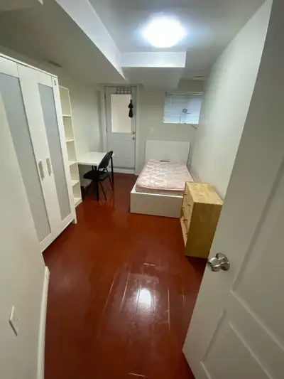 Rooms Rental, 2 rooms available September 1 At York University Village, less than 5 minute walking t...