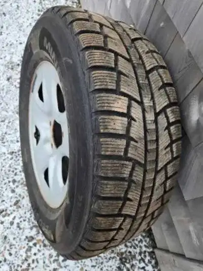 Set of four Minerva LT 275/65R18 on 5 bolt steel rims from a Toyota Tundra. Driven less than 5000km....