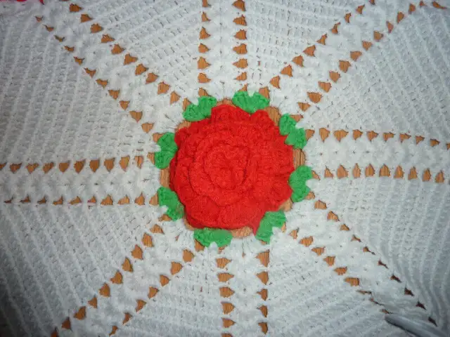 Decorative Bed/Table Throw in Bedding in City of Toronto - Image 4