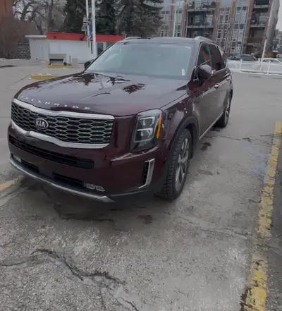 Selling my All wheel drive SUV as I’m updating to a newer one. 120000 KM’s. Fully loaded with all th...