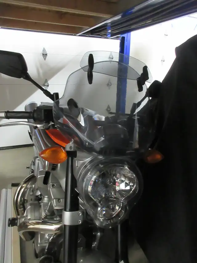 Yamaha MT-01 in Sport Bikes in Calgary - Image 8