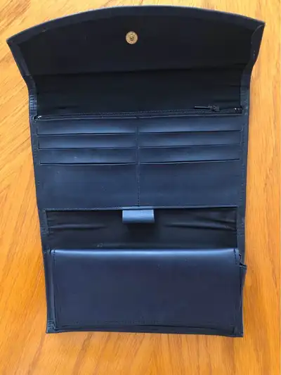 7 1/2”x 4 1/2” Leather wallet-$5 cash Porch buy Harmony/Adelaide, View more