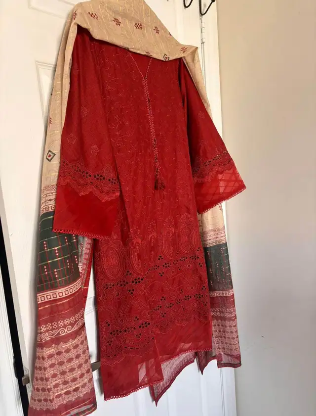 Ladies dresses size small628637338703371227