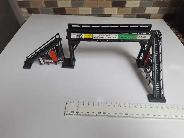 Ho scale model train track overpass walking bridge64840226743809120