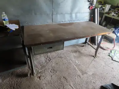 HEAVY DUTY WORK BENCH, View more