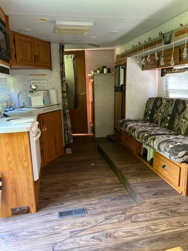 2004 Nash Four Season Travel Trailer in Travel Trailers & Campers in Nelson - Image 3