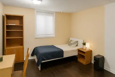 This cozy room comes furnished with a single bed and mattress near University of Waterloo. Please no...