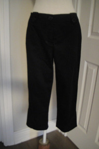 NEW Women Optimum- Nostalgic Cargo Capri Pants Size 6, Waist 30"