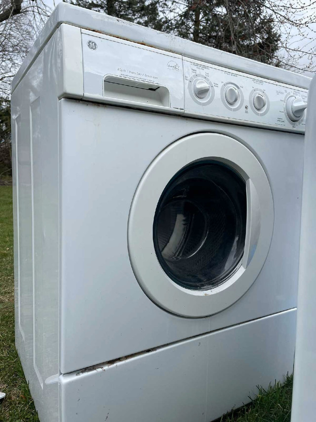 Washer and dryer for sale in Washers & Dryers in London
