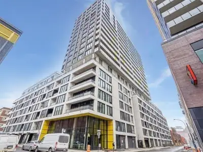 Unit 1805, perched on the 18th floor of Lowney sur Ville, this beautifully furnished Griffintown con...