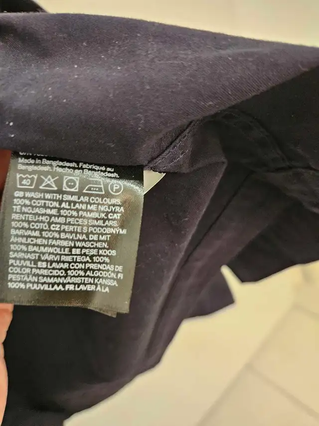H&M men's shirt jacket in size Medium in Men's in City of Montréal - Image 3