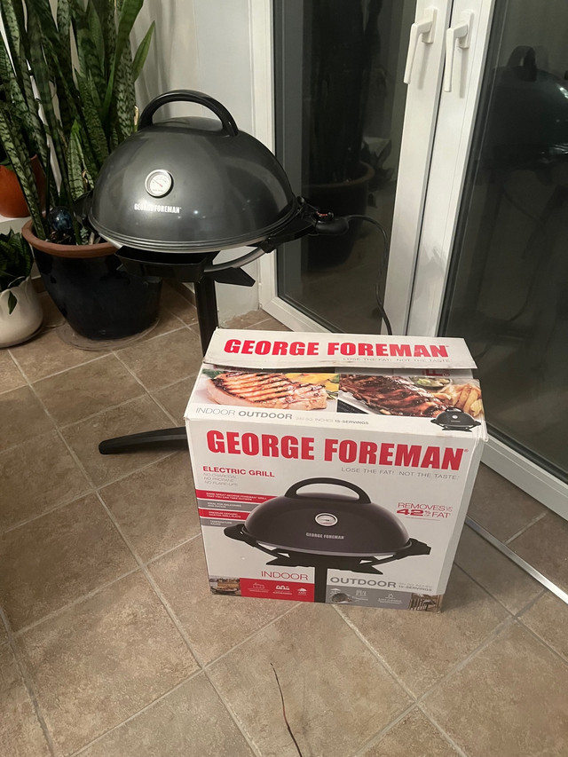GEORGE FOREMAN INDOOR OUTDOOR ELECTRIC GRIL in Other in City of Halifax - Image 4