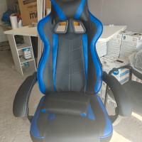 Gaming chair (brand new)