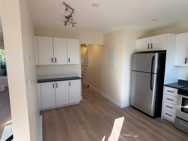 House for rent, 3 bedrooms, 2 1/2 bathrooms in Long Term Rentals in Charlottetown - Image 6