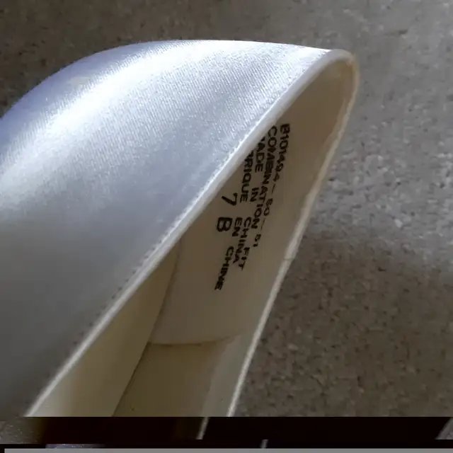 Women Vintage High Heel Shoes 1970's Brand New Satin Dyeable 7 in Women's - Shoes in Stratford - Image 7