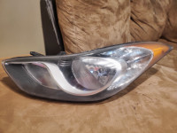 2011 to 2013 hyundai elantra LH driver side OEM headlight