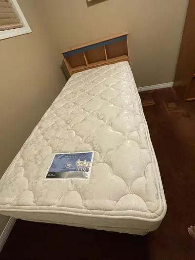 Single bed, View more