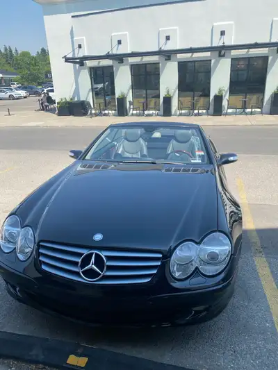 2006, 135,000k, automatic, black leather interior Perfect for summer cruising Contact for more detai...