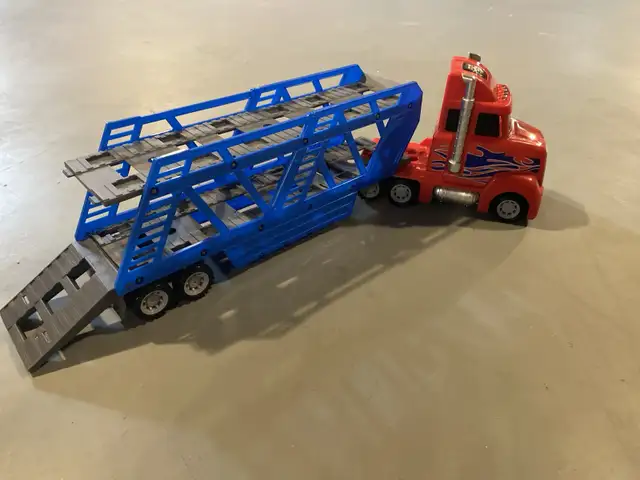Toy tow truck for kids lighting up with sounds in Toys & Games in Ottawa - Image 5