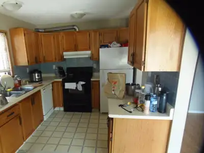 The address of the property is 41 Duncan Crescent. it has laminate floor new windows and new paint....