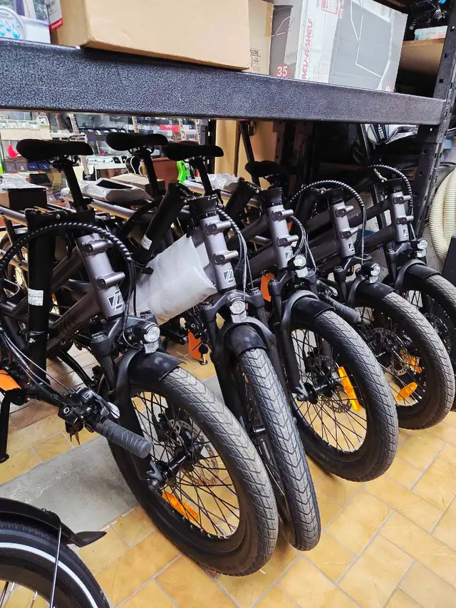 Vélo électrique neuve cargo  in eBike in Longueuil / South Shore - Image 2