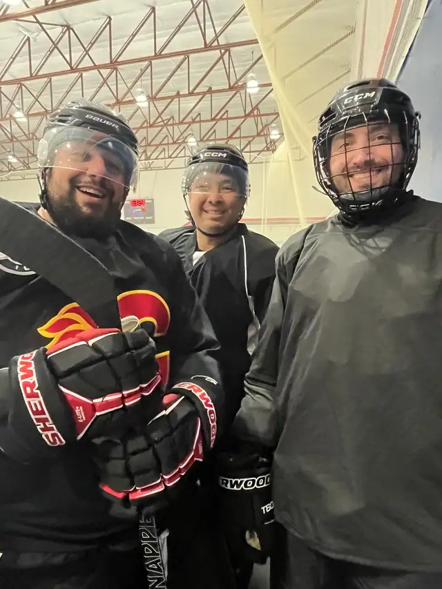Casual Shinny Hockey. Coed Games!