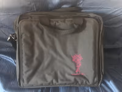 “Scrapbook Sally” Shoulder Bag Scrapbook Tote Never-used scrapbook tote with numerous pockets and st...